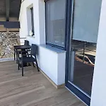 Apartmaji Tisa In Zana Apartma Rovte